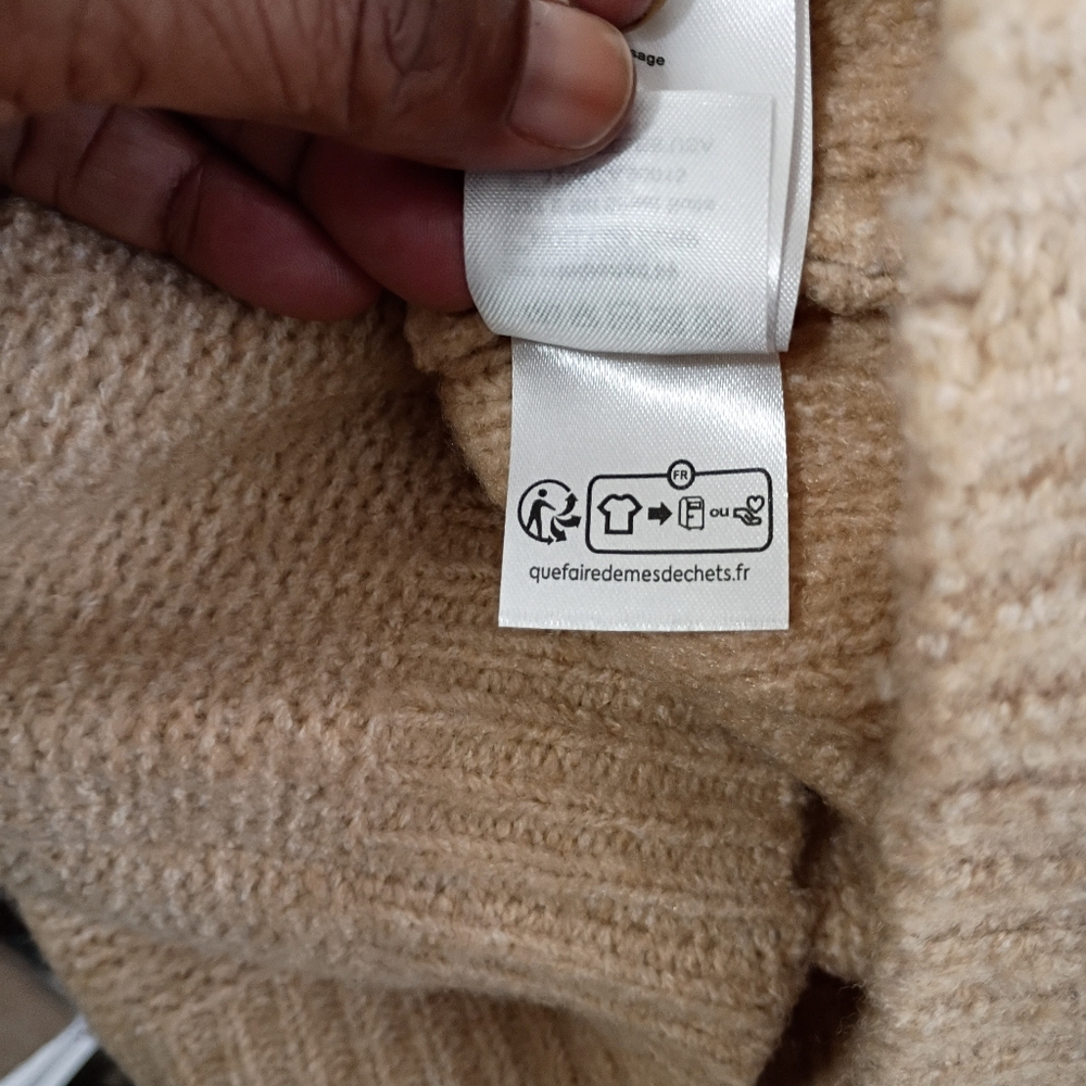 Molly Bracken V-Neck Pointelle Knit Boxy Cardigan Sweater Large Minimalist - Picture 6 of 13
